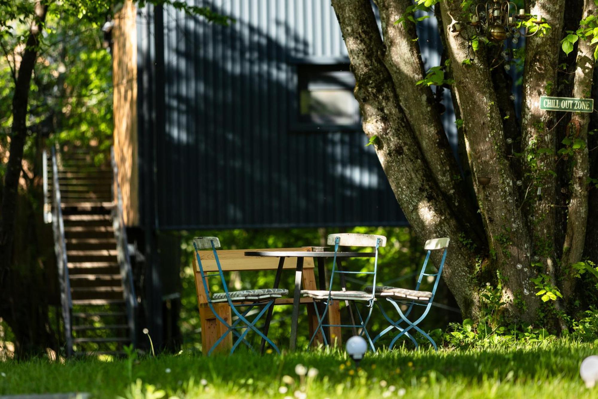 Appartamento Tree Elements Treehouse Retreat Slunj Esterno foto